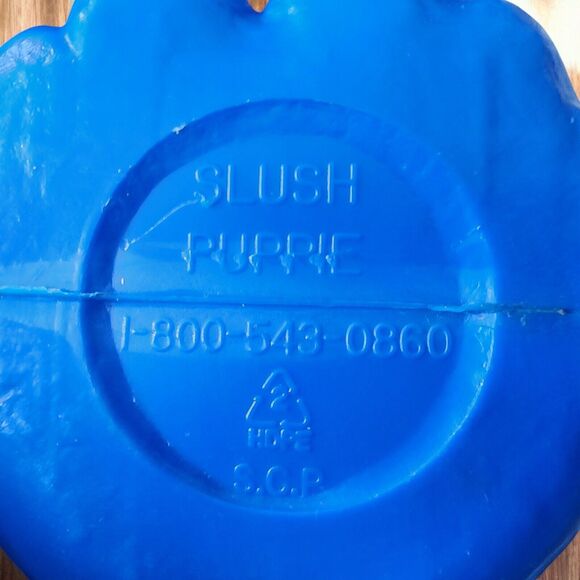 Vintage 1970’s Slush Puppies Collectible Plastic Dog Cups with Lids & Straws - Picture 8 of 16